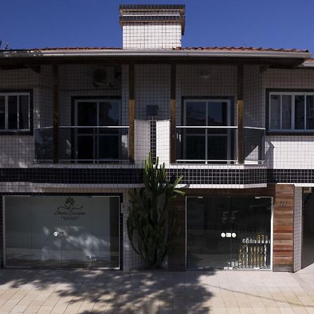 Residencial Adolfo - Mestre Naro بومبينهاس المظهر الخارجي الصورة
