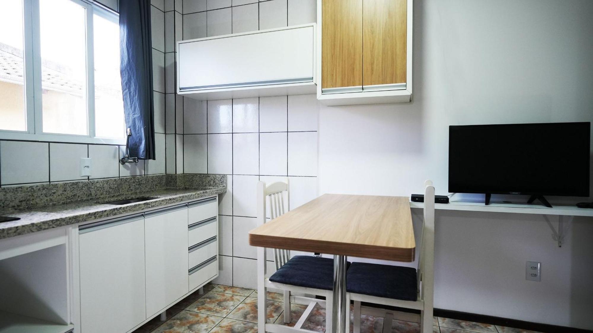 Residencial Adolfo - Mestre Naro بومبينهاس المظهر الخارجي الصورة