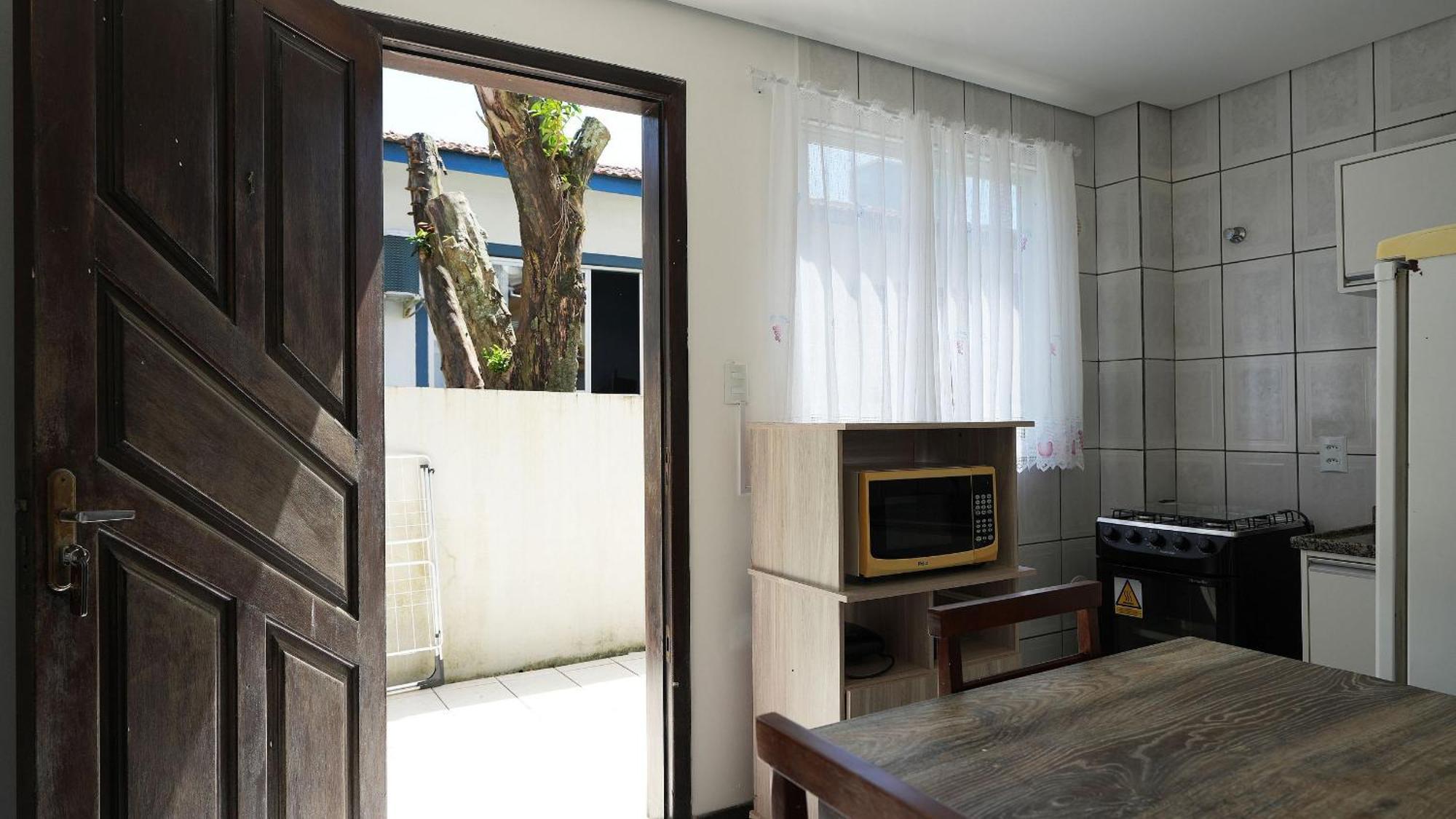 Residencial Adolfo - Mestre Naro بومبينهاس المظهر الخارجي الصورة