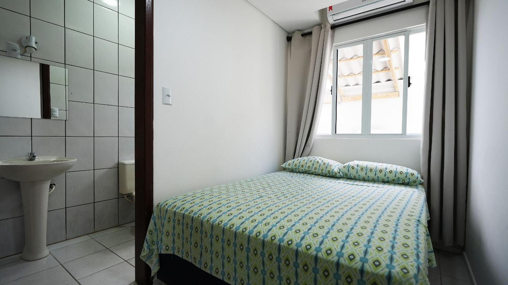 Residencial Adolfo - Mestre Naro بومبينهاس المظهر الخارجي الصورة