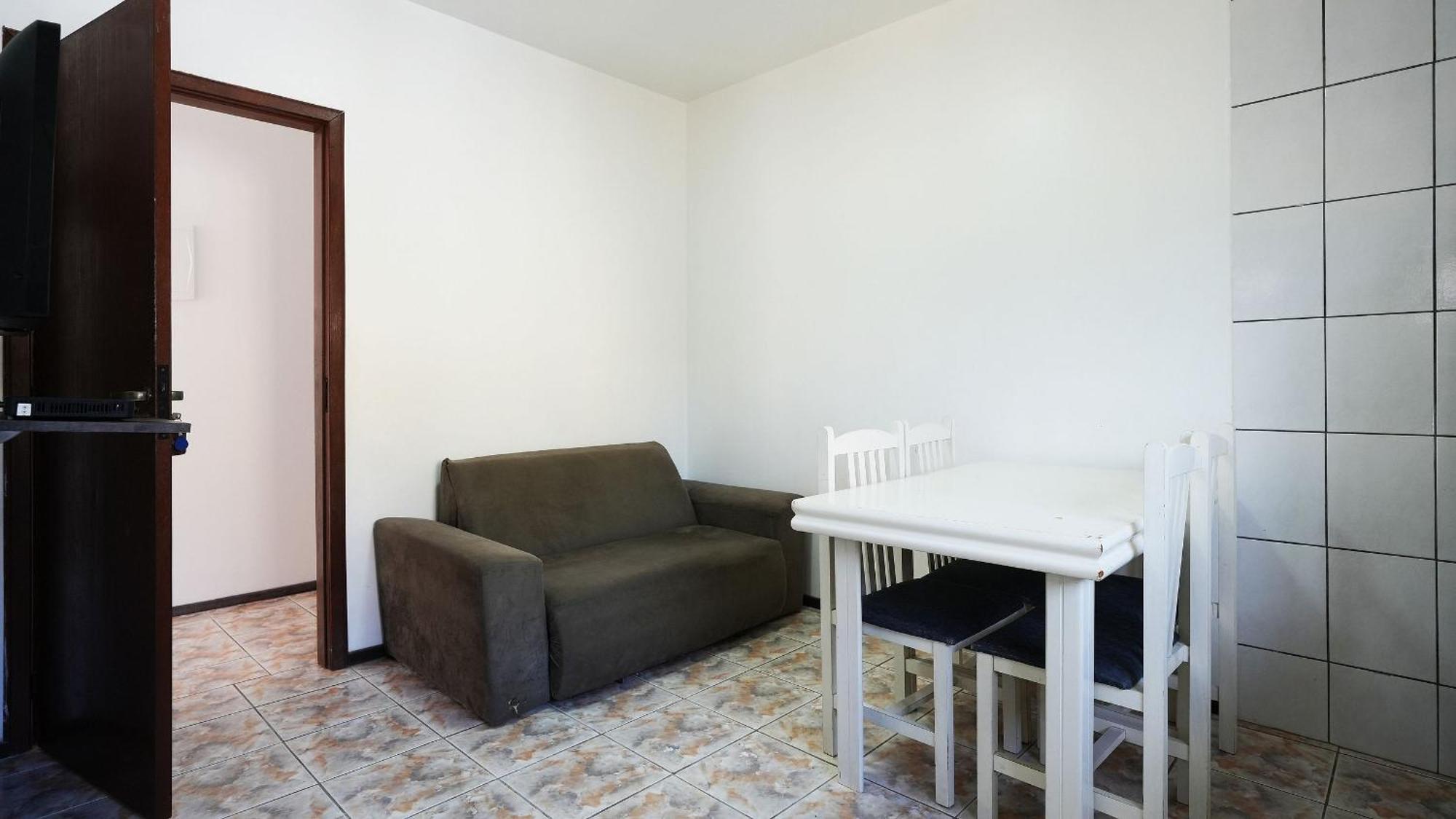 Residencial Adolfo - Mestre Naro بومبينهاس المظهر الخارجي الصورة