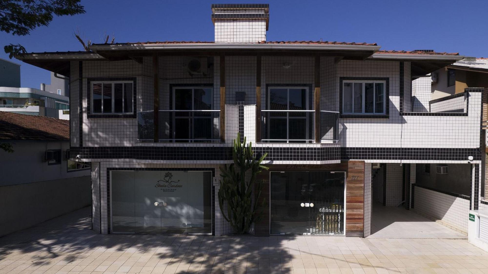 Residencial Adolfo - Mestre Naro بومبينهاس المظهر الخارجي الصورة